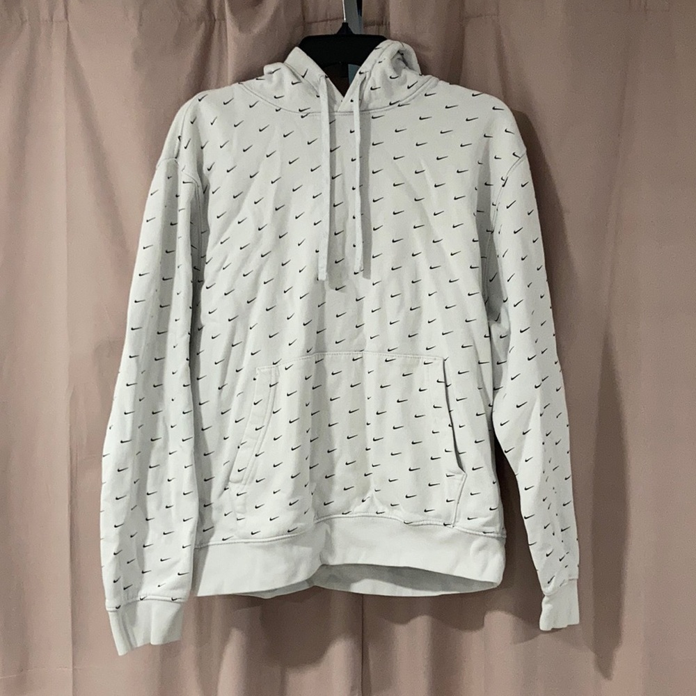 EUC Nike hoodie small